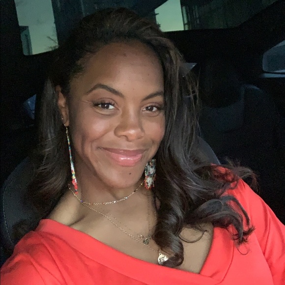 Meet your Posher, Natalie - Picture 1 of 1